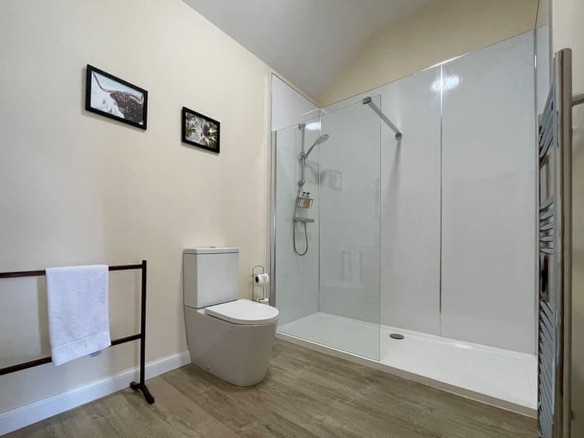 Shower room | Farr Out, Farr