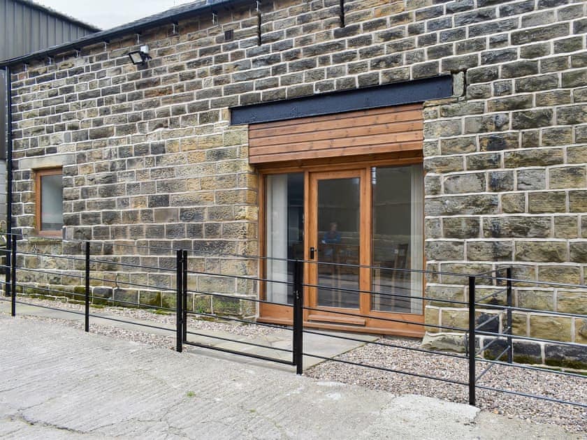 Exterior | 2 The Calf Pens, Loxely, near Sheffield
