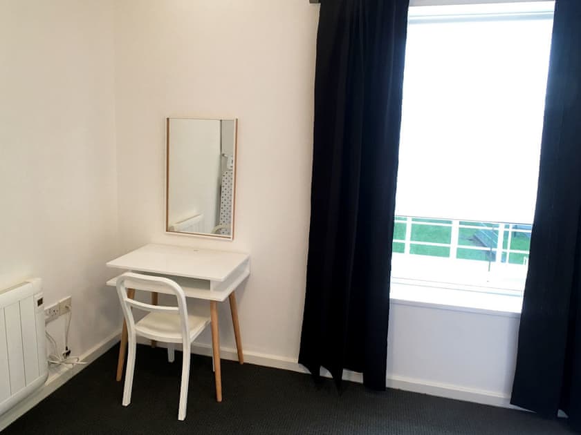 Double bedroom | Gloucester Apartment - Gloucester Apartments, Bristol