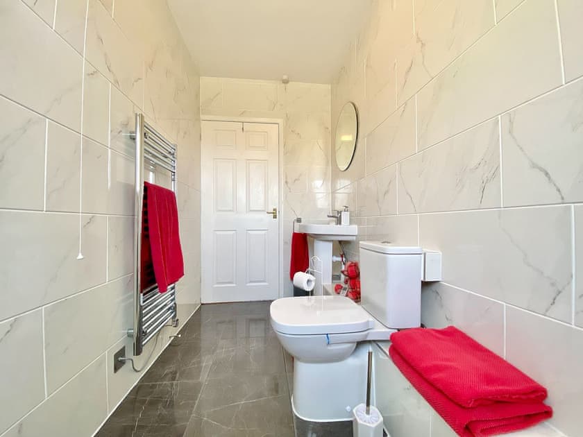 Bathroom | The Little Furze, Pewsey