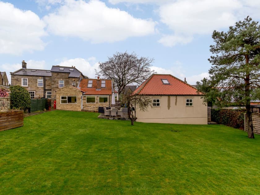 Garden | High Nook, Fylingthorpe