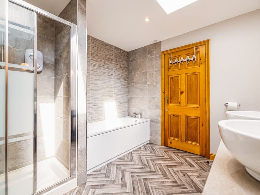 Bathroom | New House Cottage - Lunesdale Escapes, Cowan Bridge, near Kirkby Lonsdale