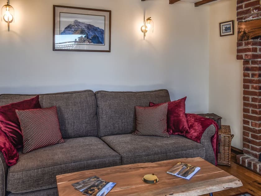 Living room/dining room | Morannedd Bach, Dyffryn Ardudwy