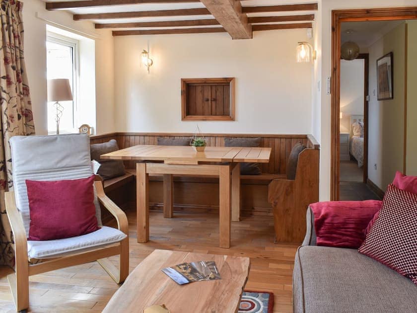 Living room/dining room | Morannedd Bach, Dyffryn Ardudwy
