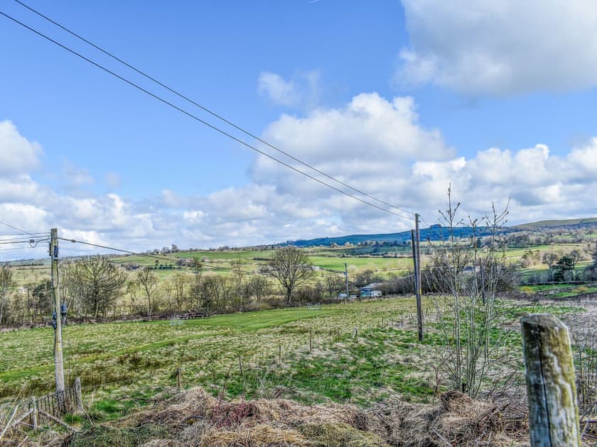 View | Meadow Cottage - Broomyshaw Farm, Leek