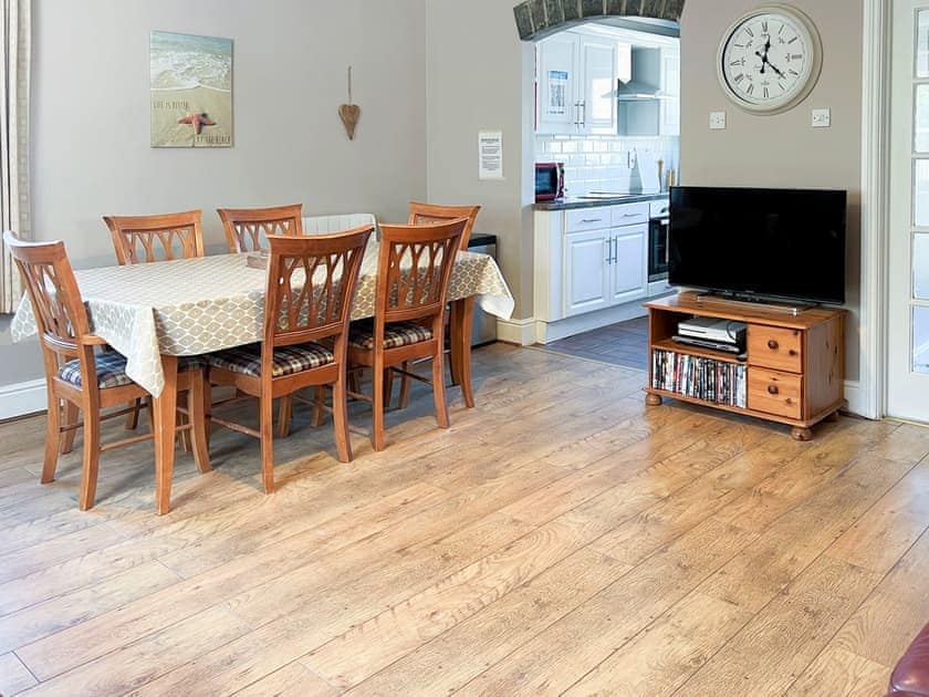 Dining Area | Anrhegfan - Penrhiw Pistyll Cottages, New Quay