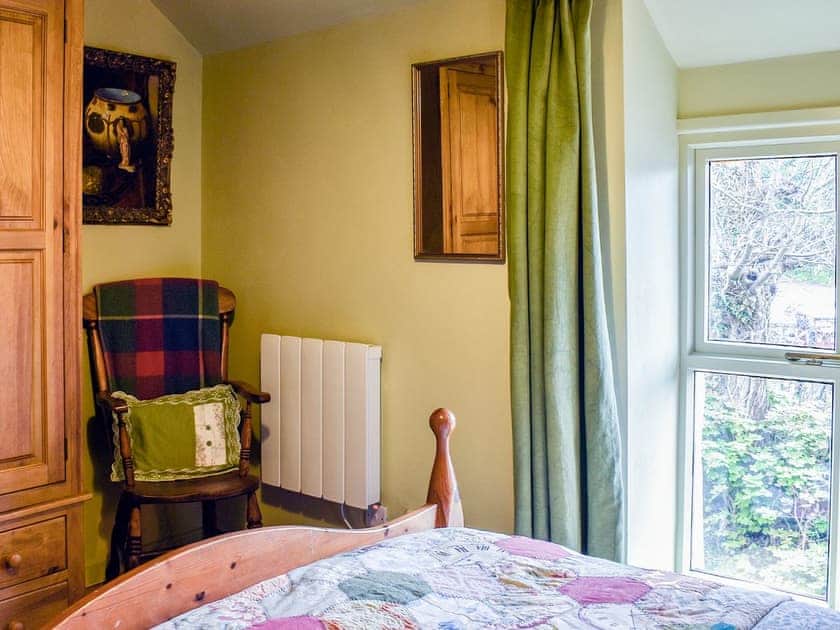 Double bedroom | Carmel, Trefor