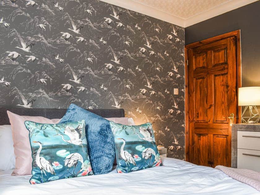 Double bedroom | Stonesthrow Townhouse, Leek