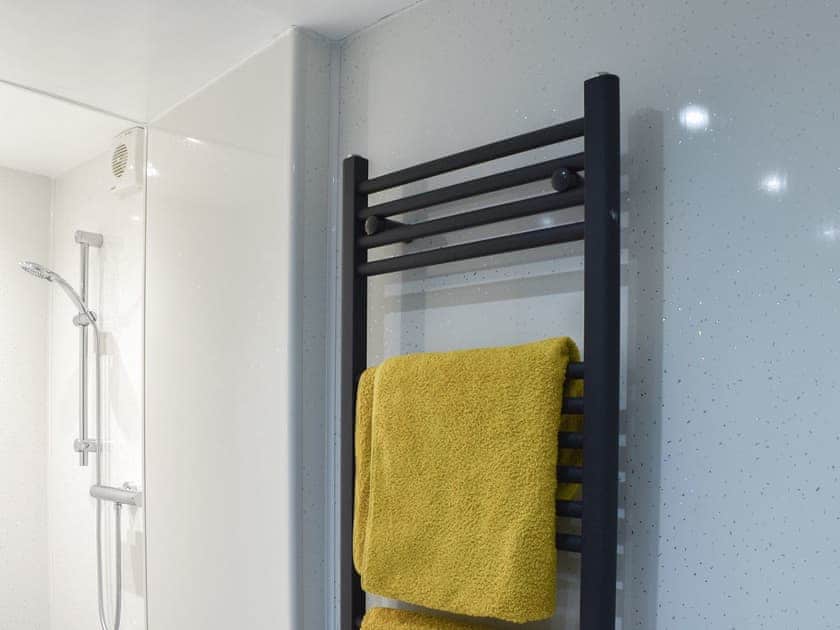 Bathroom | Ty Isaf, Barmouth