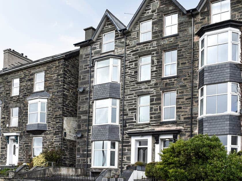 Exterior | Ty Isaf, Barmouth