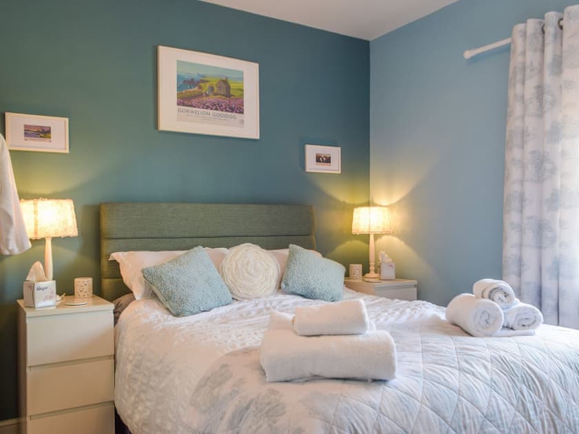 Double bedroom | Cilau Bach, Trefgarn Owen