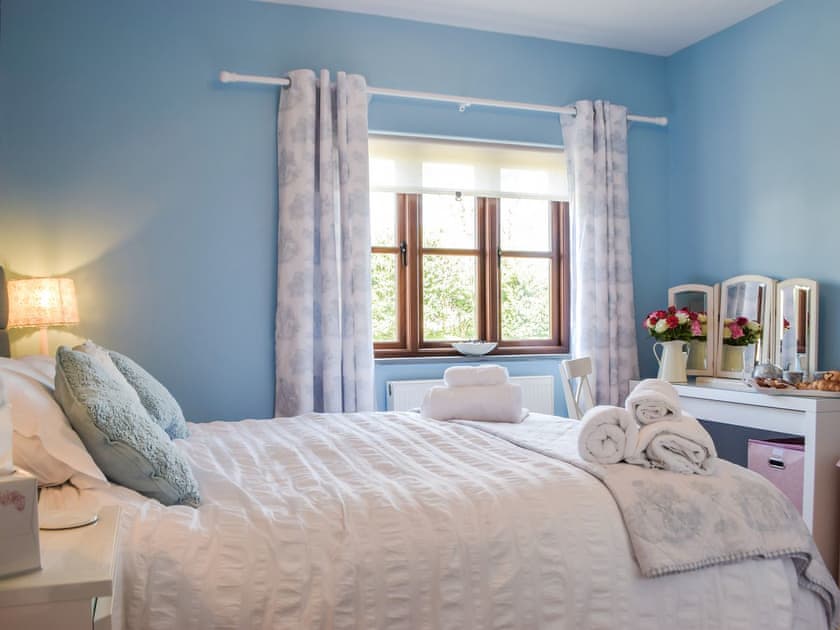 Double bedroom | Cilau Bach, Trefgarn Owen