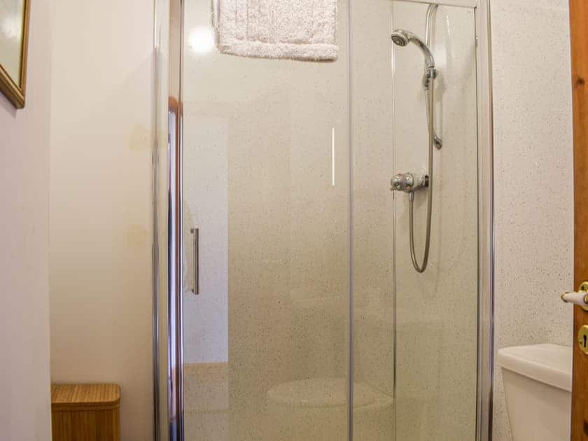 Shower room | Westacre Lodge, Crieff