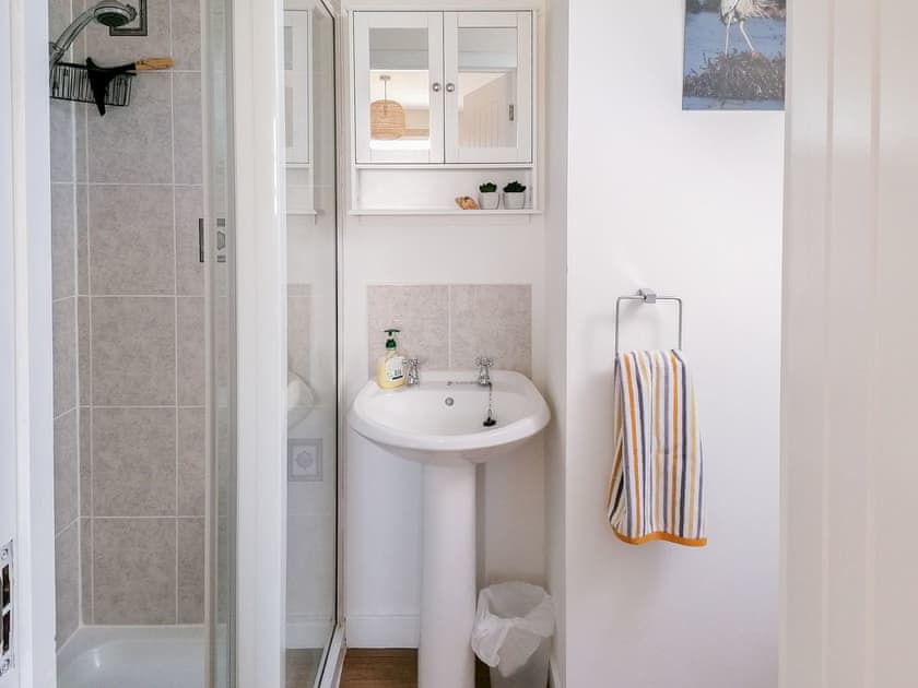 Shower room | Rosslyn Cottage, Portmahomack, near Tain