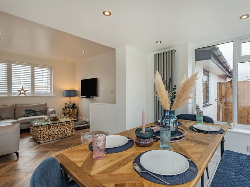 Dining Area | Tegfan, Rhyl and Prestatyn