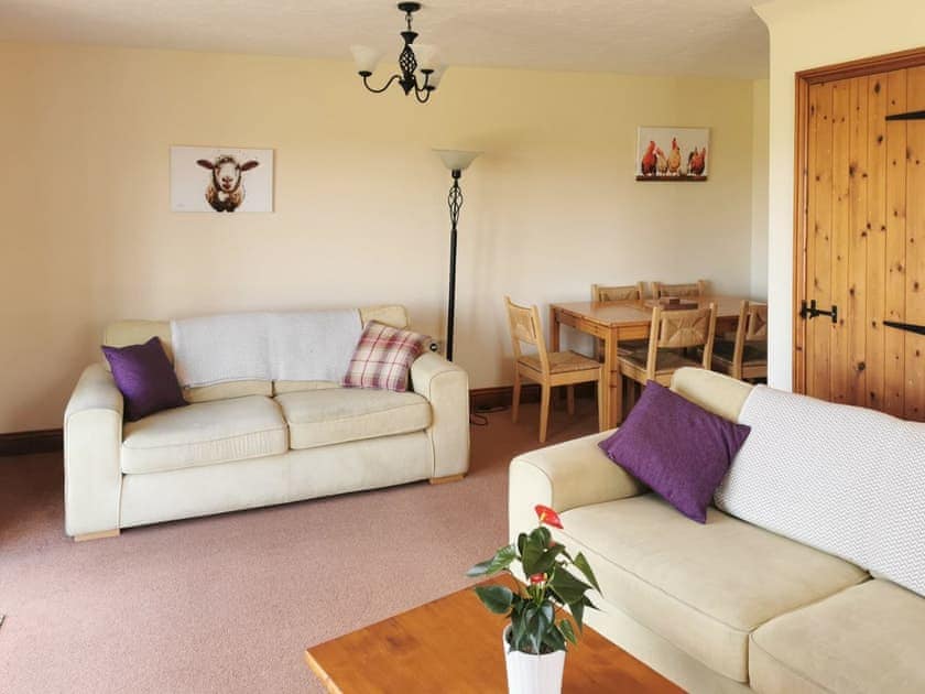 Living area | Eaton Barn - Eaton Barn, Burmarsh, Romney Marsh