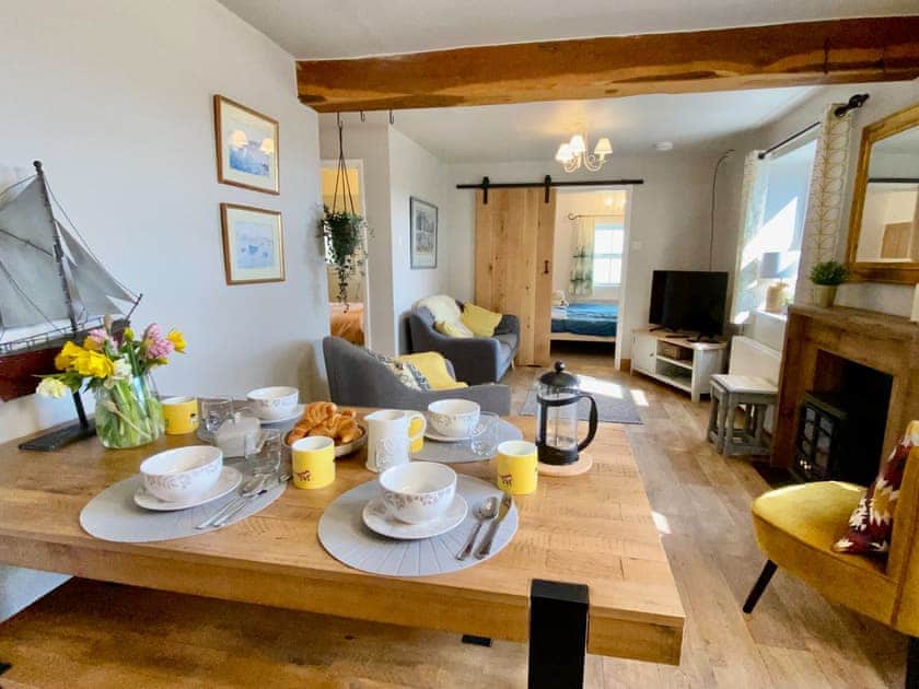 Living room/dining room | Church View Cottage, Fearby near Masham