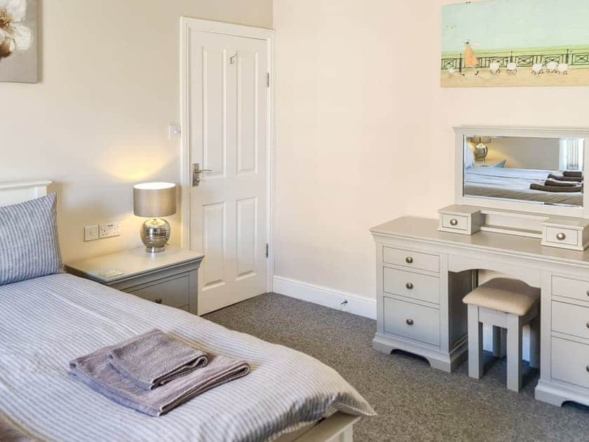 Double bedroom | Filey House, Sheringham
