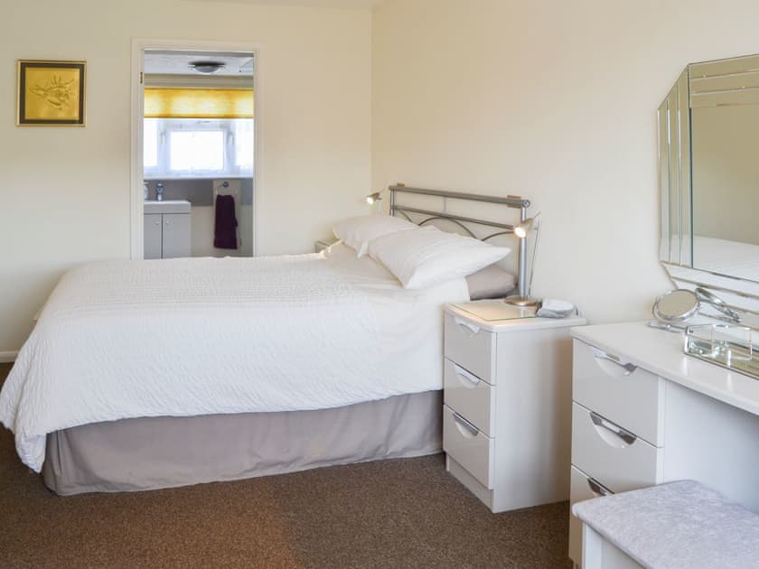 Double bedroom | Heron’s Quay, Wroxham
