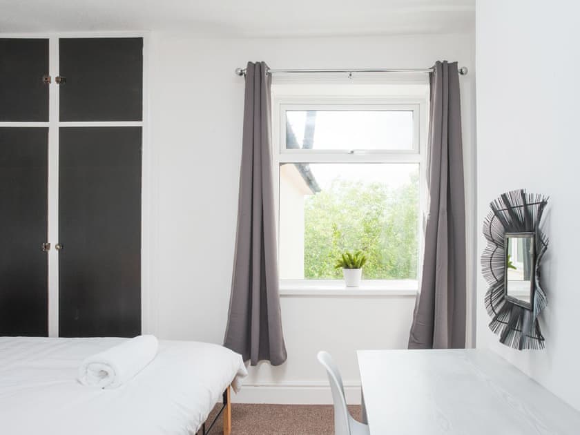 Double bedroom | Newport House Crindau Road Upper - My City, Newport