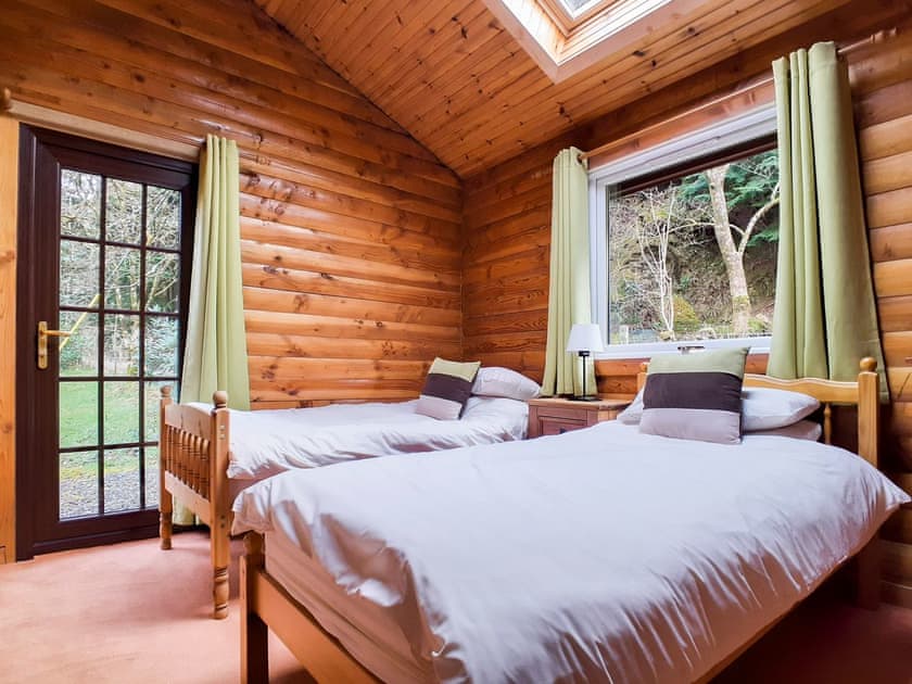 Twin bedroom | Ard Darach Lodge, Dunoon