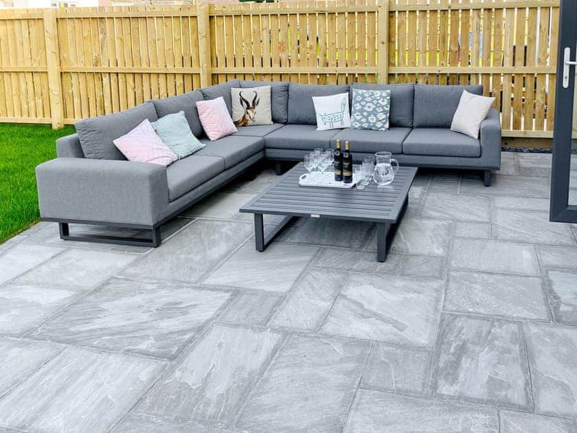 Patio | Number 11, Mawgan Porth