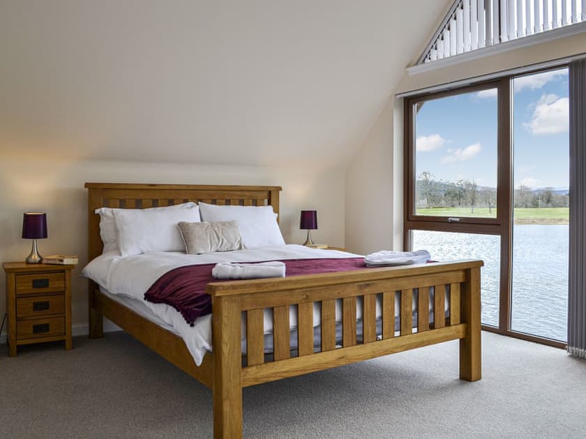 Double bedroom | Golf View, Aboyne