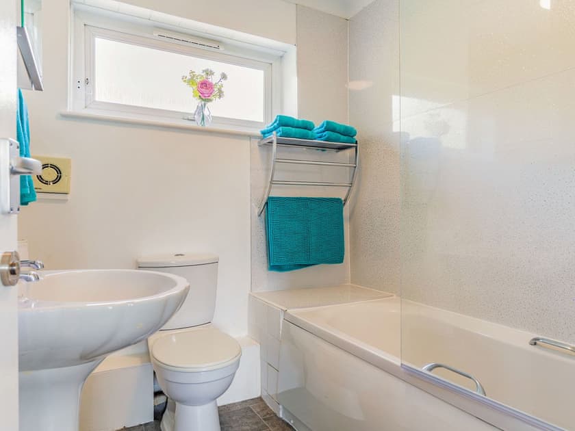 Bathroom | Magnolia apartment, Torquay