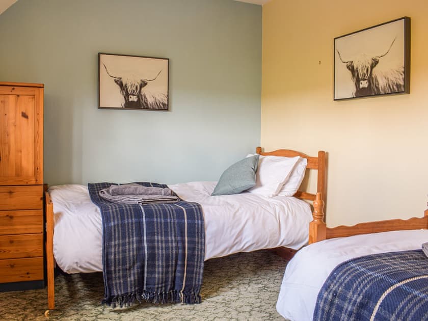 Twin bedroom | The Larches, Hayton’s Bent