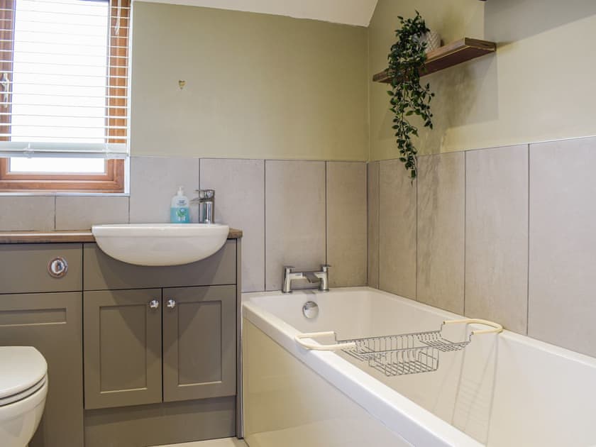 Bathroom | The Larches, Hayton’s Bent