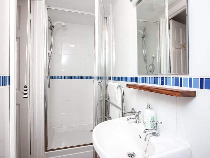 En-suite | Little Quoin, Fowey