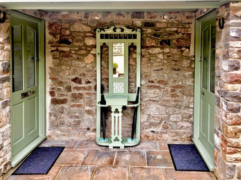 Exterior | Lake View - The Old Strawberry Barn Studios, Cheddar