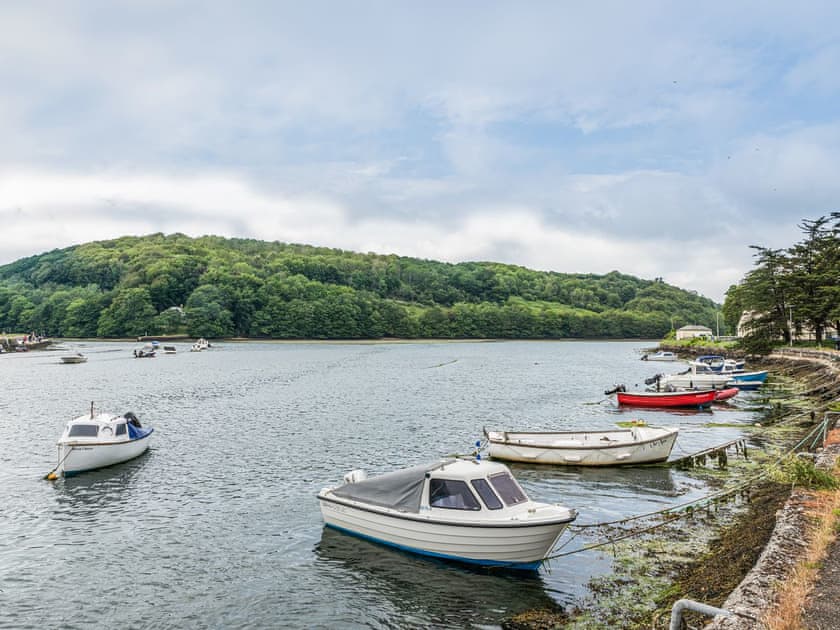 Surrounding area | 2 Mount Pleasant - River View Cottages, Looe