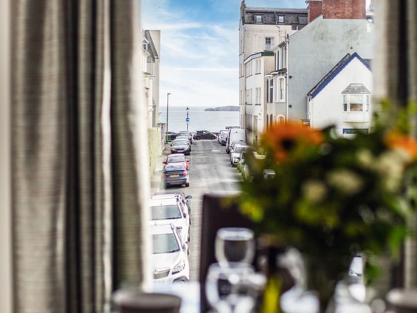 Dining Area | Dyma Y Bywyd, Tenby