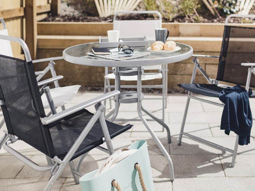 Sitting-out-area | Ocean-Walk, Perranporth