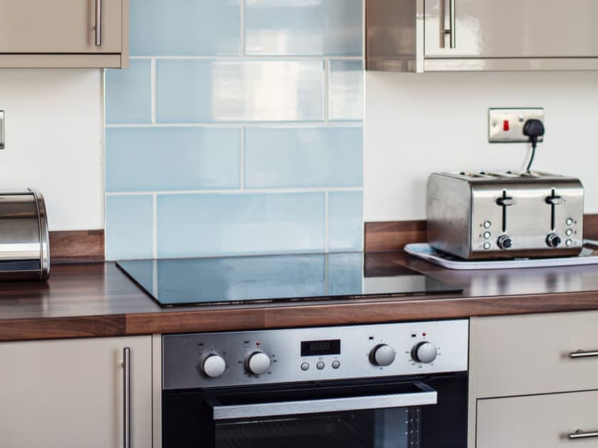 Kitchen | Ein Lle, Tenby