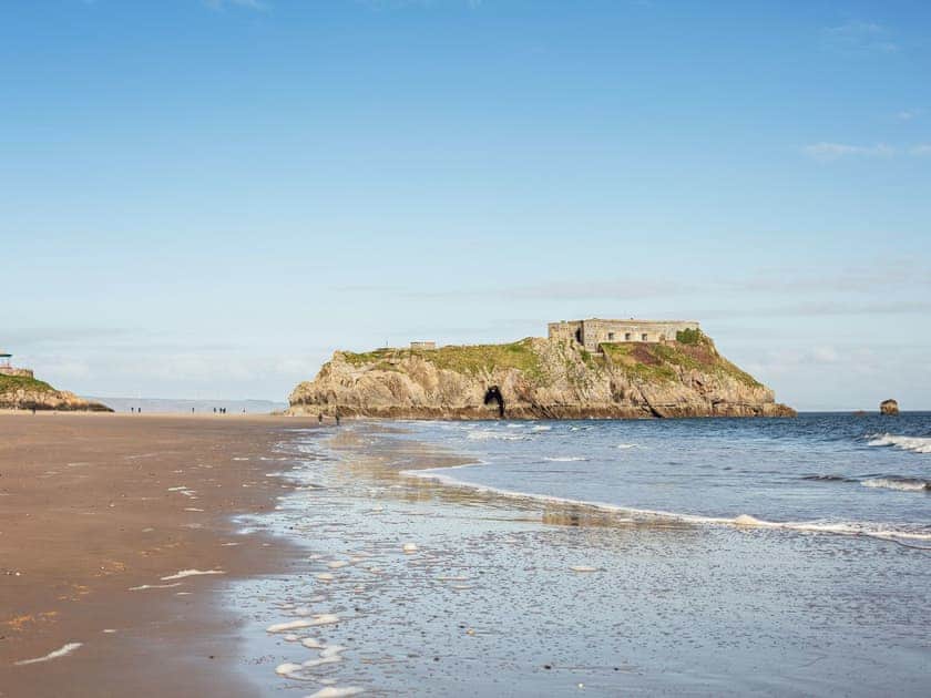 Surrounding area | Ein Lle, Tenby