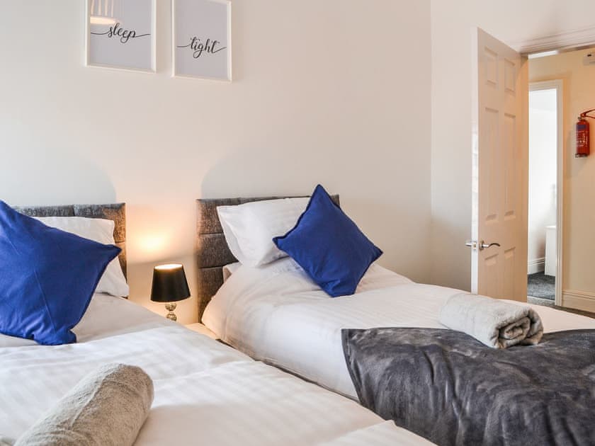 Twin bedroom | Seaforth House, Bridlington
