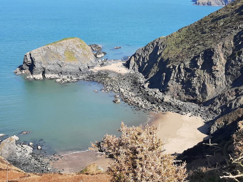 Surrounding area | Red Kite Cottage, Maesymeillion, near New Quay