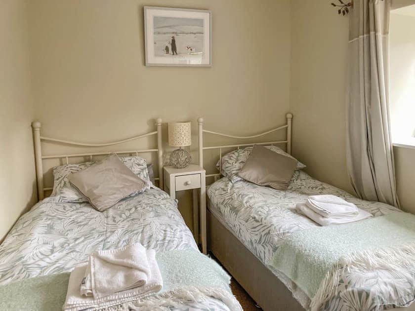 Twin bedroom | Kings Court, Kettlewell near Buckden