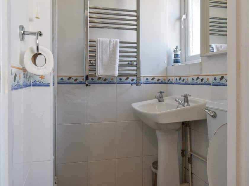 Shower room | Caddie - 19th Hole, Carlyon Bay, near St Austell