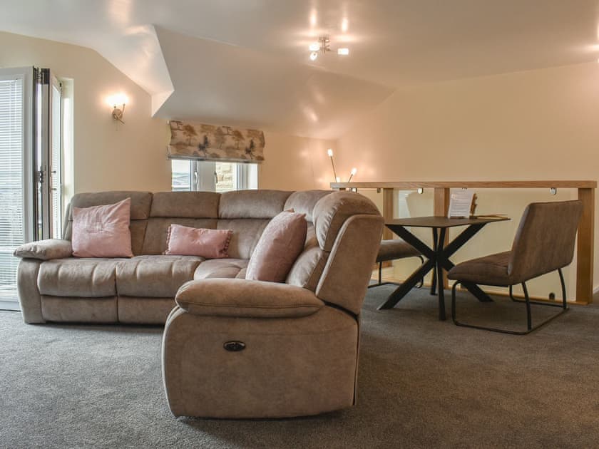 Living area | Kinneret Apartment, Silsden, near Keighley