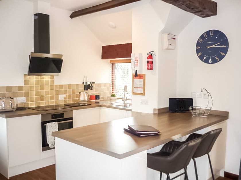 Kitchen/diner | Plum Tree Cottage, Kirkbymoorside