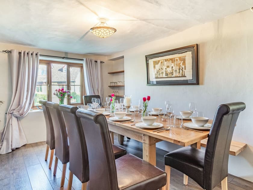 Dining room | Horseshoes House, Saham Toney