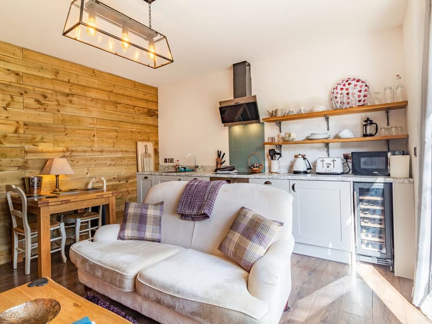 Open plan living space | Horseshoes House, Saham Toney