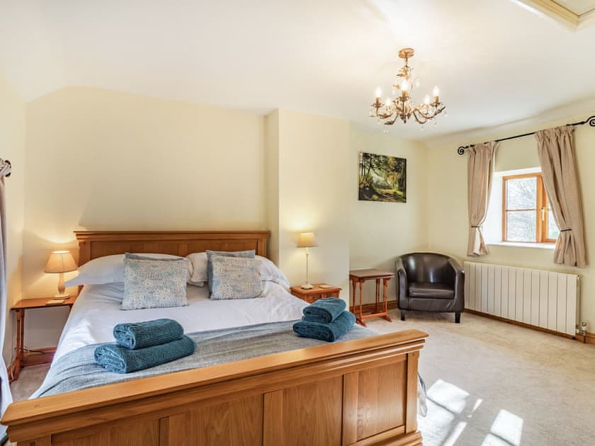 Double bedroom | Horseshoes House, Saham Toney