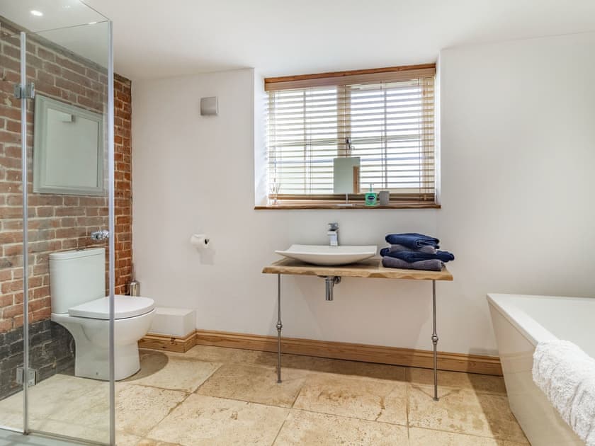 Bathroom | Horseshoes House, Saham Toney