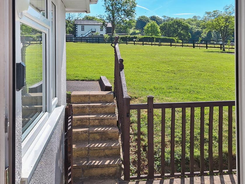 Garden and grounds | Bwthyn Gwyn, Ciliau Aeron, near Lampeter
