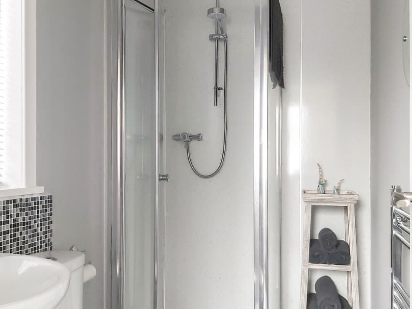 Shower room | Garry Cottage, Pitlochry