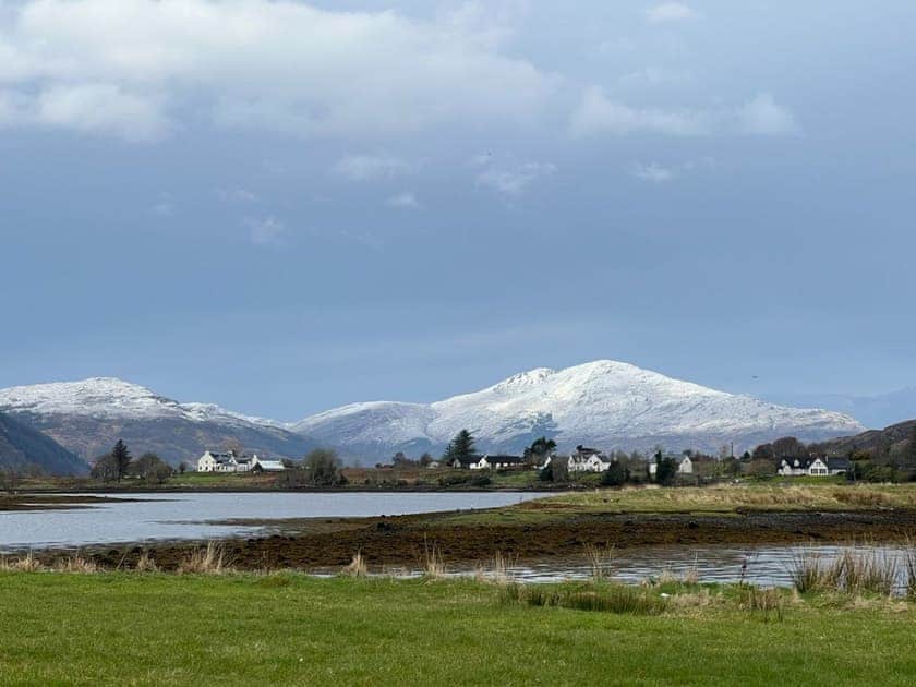 Beautiful West Highlands location | Clear Waters, Dornie, near Kyle of Lochalsh
